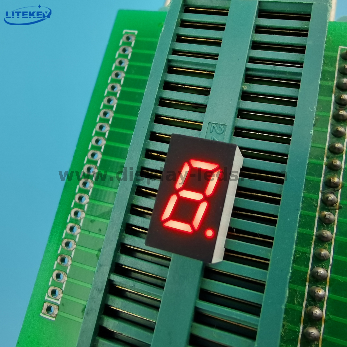 Serie LD3014A / B: pantalla LED de un solo dígito de 7 segmentos de 0,3 pulgadas